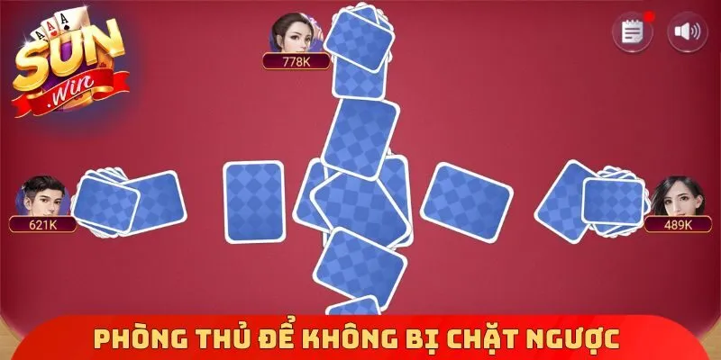 Phòng thủ khéo léo để không bị chặt ngược